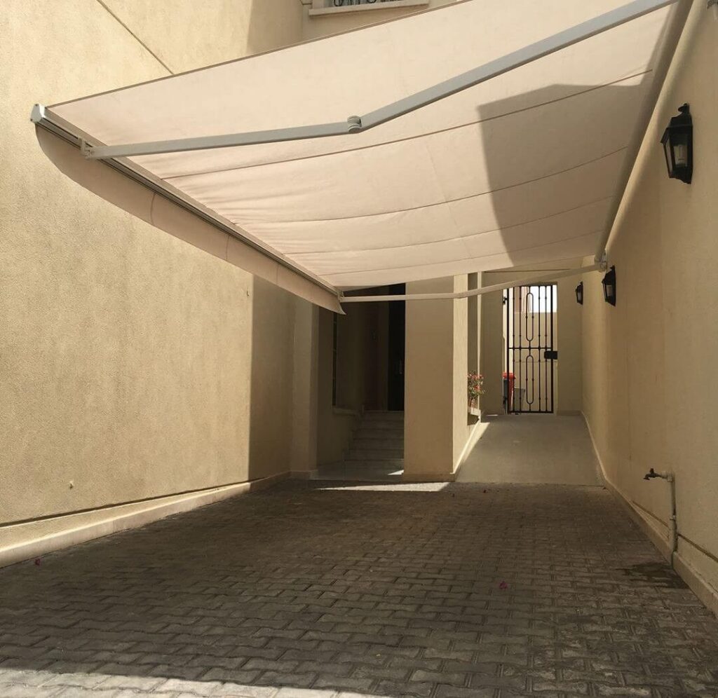 مظلات مخروطية جدة dc64d730b1b5cb9b635a74b7eec9512e